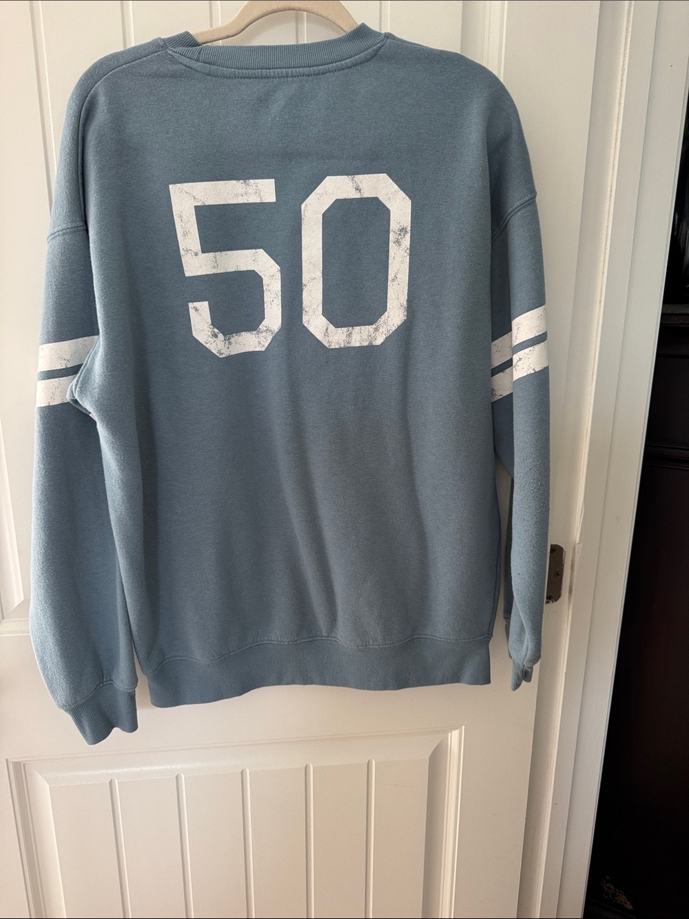 Peanuts blue and white fleece sweatshirt interior - Picture 2 of 4